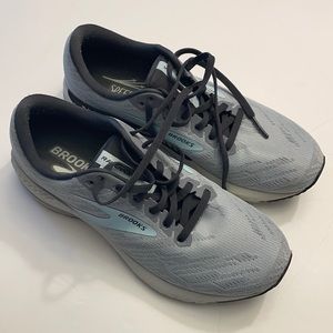 Brooks Women's Ravenna 11